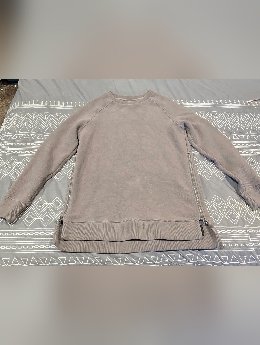 Varley Manning Ribbed Taupe Sweatshirt Size Small